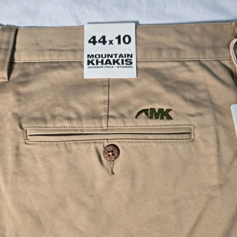 Mountain Khakis Broadway Fit Shorts‎ Mens 44x10 Khaki Tan Cotton  Outdoor NWT